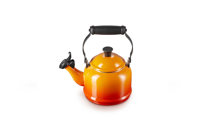 Demi Kettle with Phenolic Knob