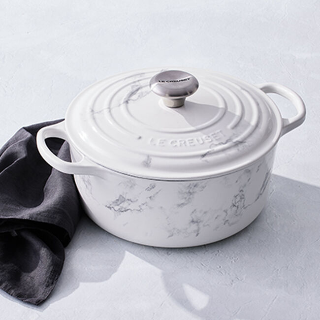 Cast Iron Marble Signature Round Casserole